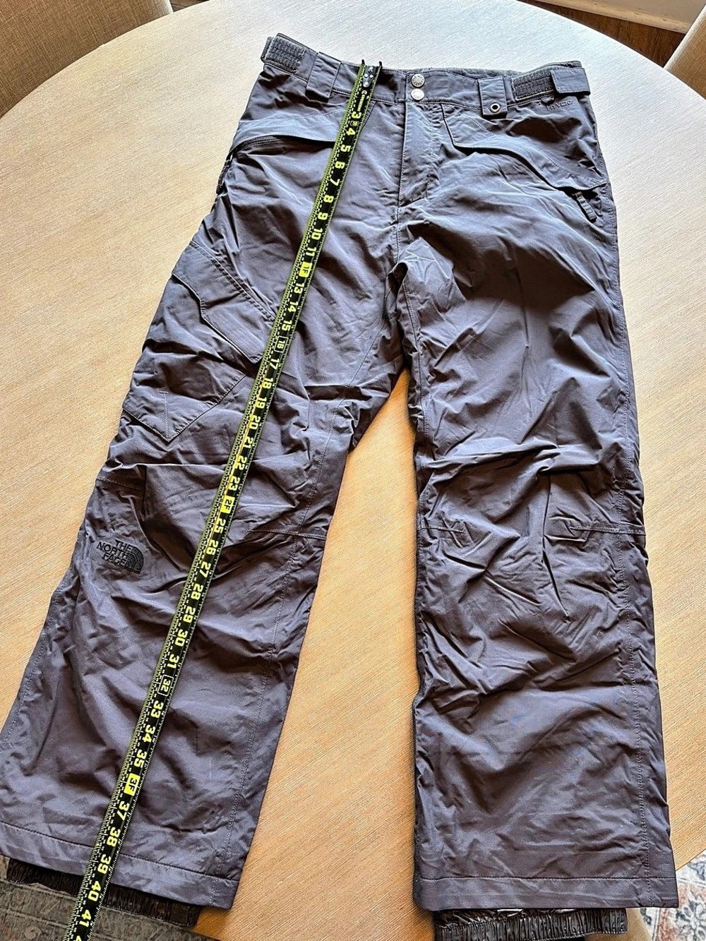 The North Face HyVent Ski Snowboard Pants Men's Gray